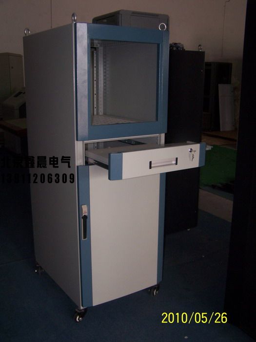 鋁型材PC機(jī)柜。2.jpg